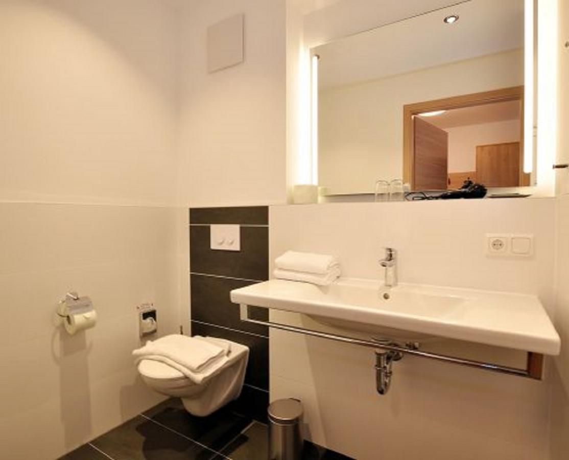 Gaestehaus Zur Krone Waltenhofen Luaran gambar